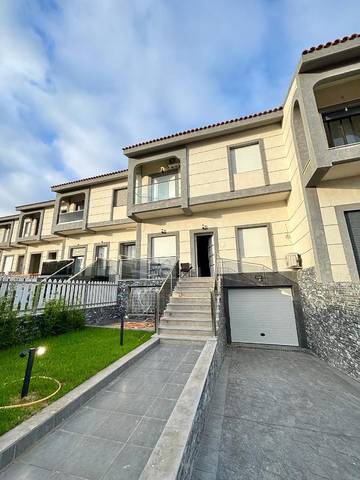 Villa pour 6 personnes, avec terrasse et vue, animaux acceptés à Tanger