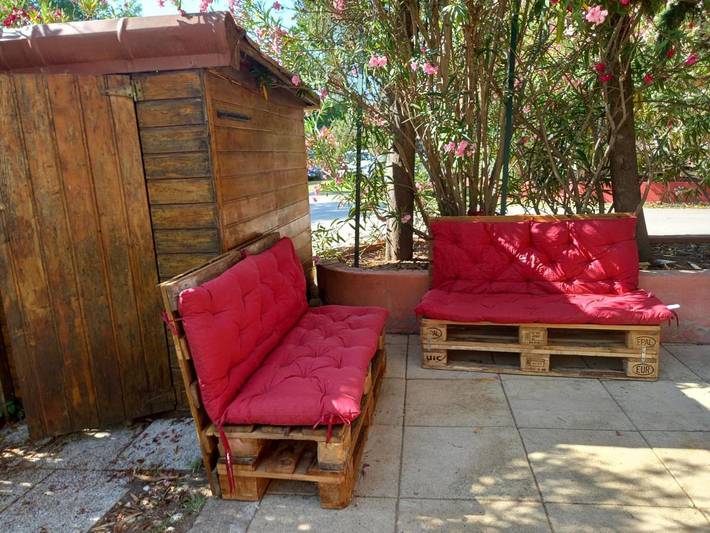 Location de vacances pour 6 personnes, avec terrasse ainsi que piscine et bassin pour enfant dans la Tamarissière - 2