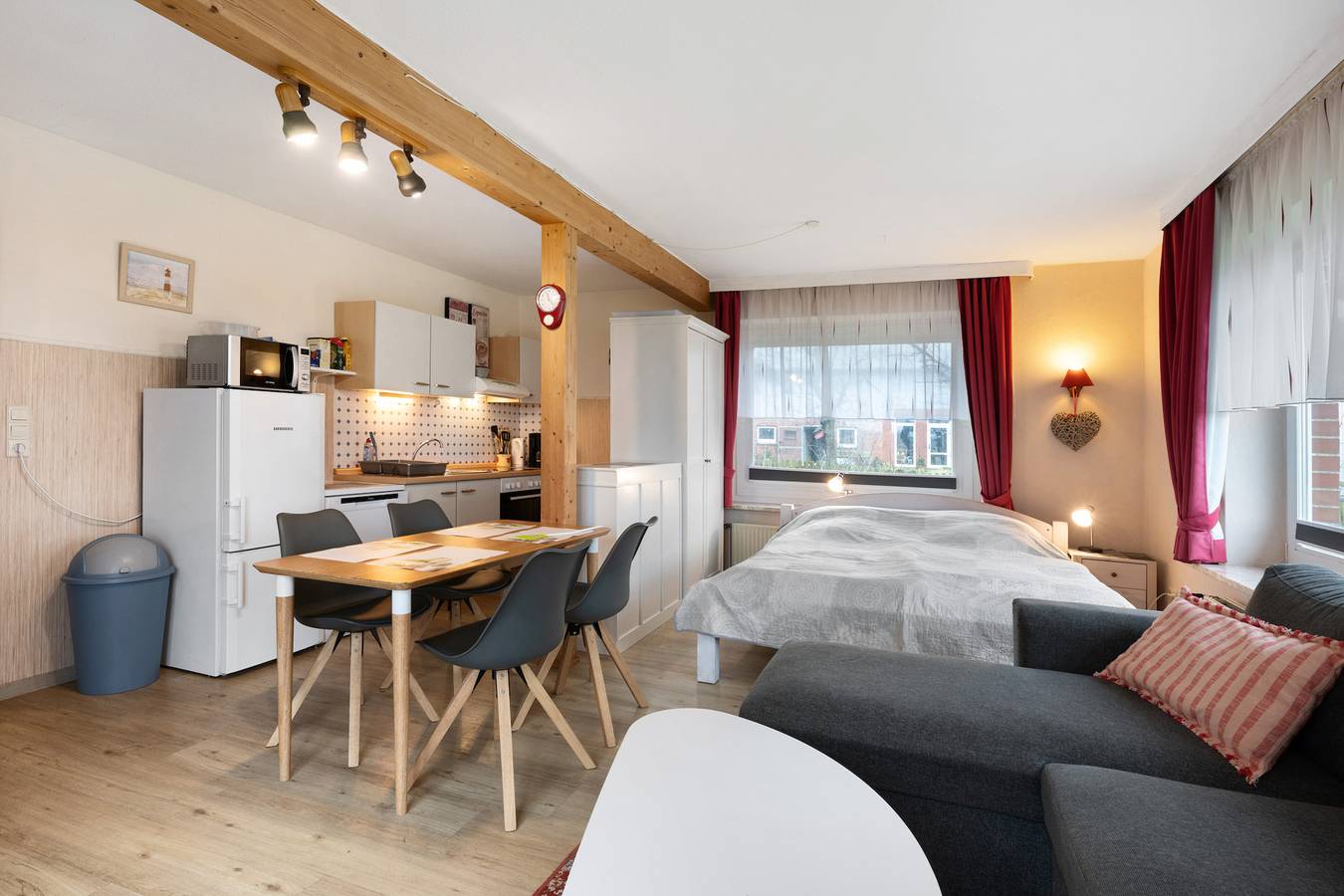 Ganze Wohnung, Ferienwohnung 'Deichblick 3' mit Gemeinschaftsgarten und -balkon in Westerkoog, Hedwigenkoog