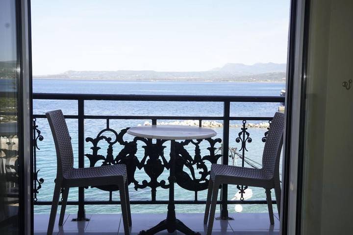 Hôtel pour 2 personnes, avec jardin et vue, animaux acceptés dans Pýlos