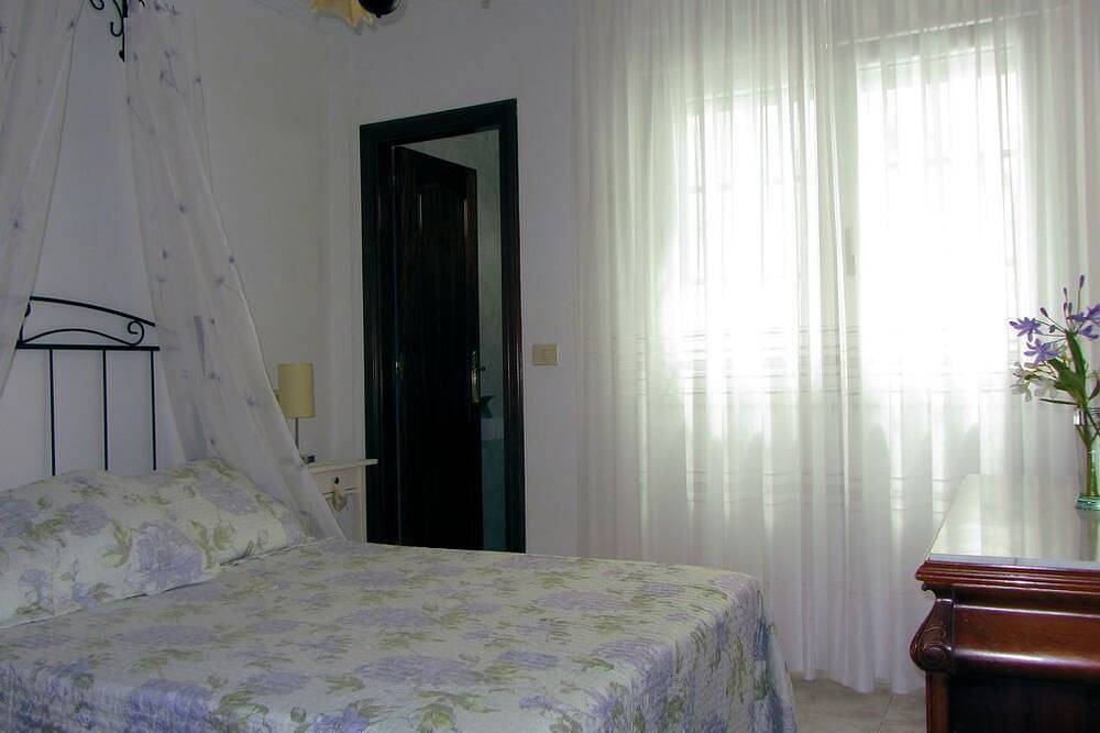 Entire apartment, Apartment Seaview in O Pindo in O Pindo, Carnota
