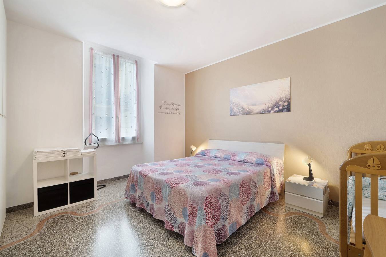 Apartamento entero, Apartamento 'Caruggio al Mare' con Balcón, Wi-Fi y Aire Acondicionado in Savona (City), Savona