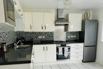 Holiday Rental for 8 People in Peterborough, East of England, Photo 3