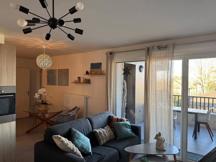 Apartamento de vacaciones para 4 personas, con vistas además de vistas al lago y balcón - 1