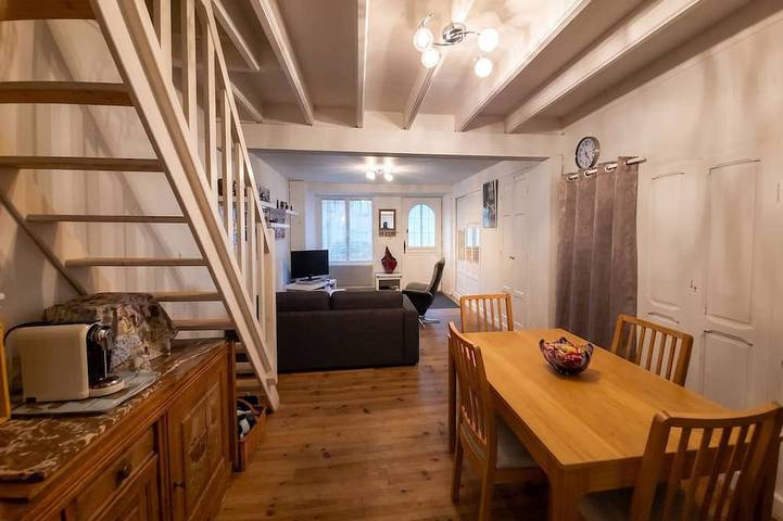 Location de vacances pour 5 personnes, avec Terrasse et Jardin dans Chambon-le-Château