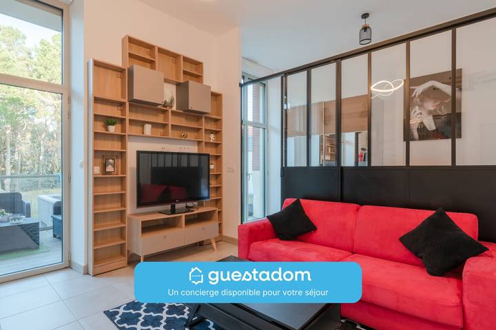 Location de vacances pour 2 personnes, avec balcon ainsi que jardin et piscine en Loire-Atlantique