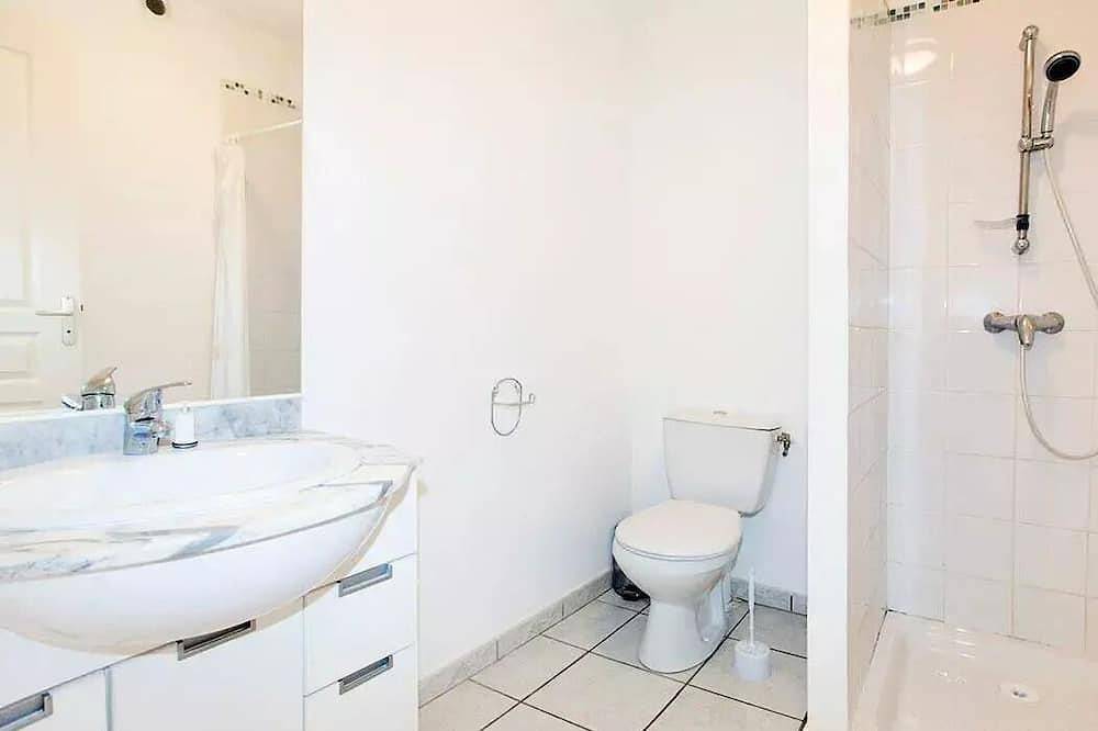 Appartement entier, Appartement | Autre hébergement | 2 pers. | Terrasse simple | A/C in Castellare-di-Casinca, Arrondissement de Corte