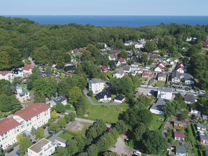 Bungalow für 2 Personen, mit Balkon und Ausblick in Sellin - 3