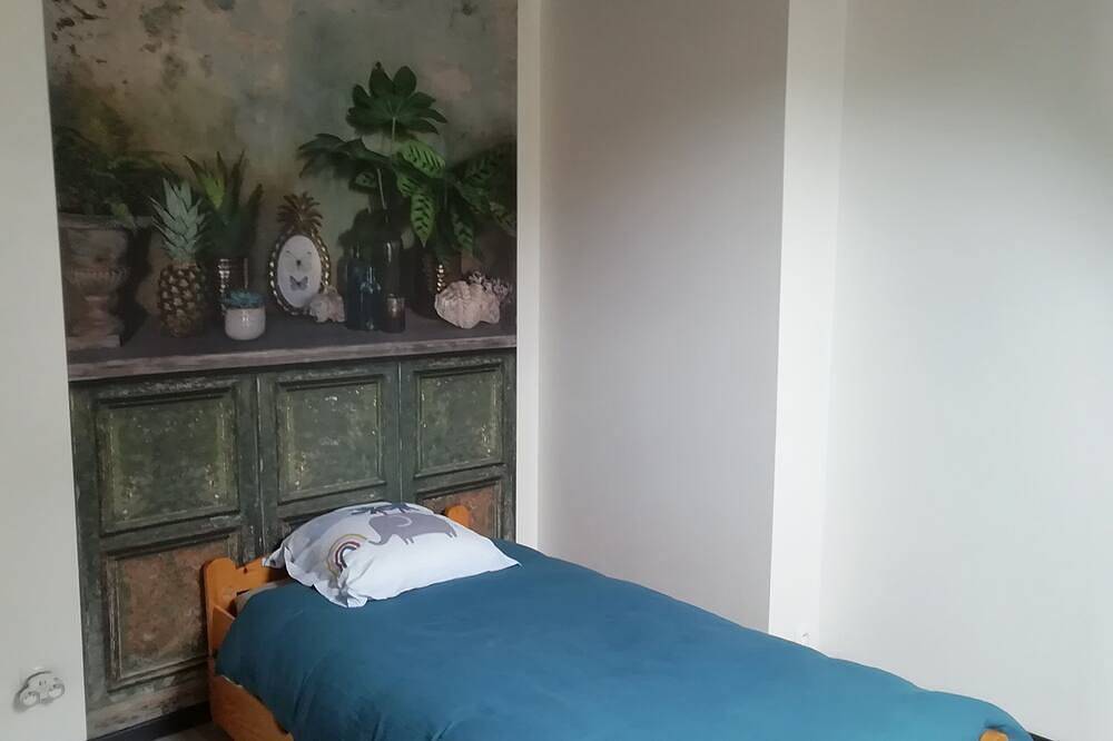 Seasonal rental, Near Coutainville (Manche), house sea and countryside in Anneville-sur-Mer, Coutances