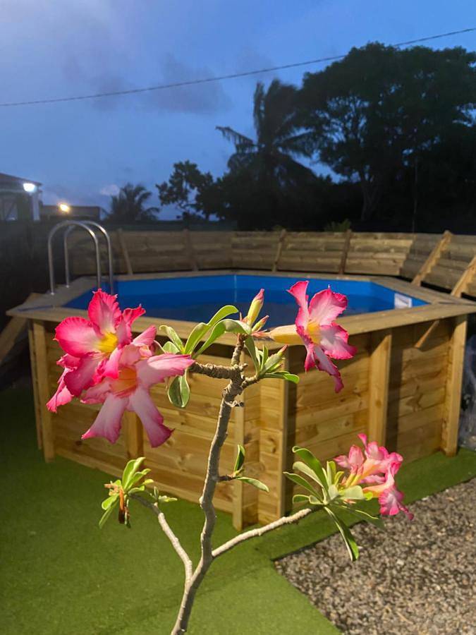 Maison de campagne pour 4 personnes, avec piscine et jardin