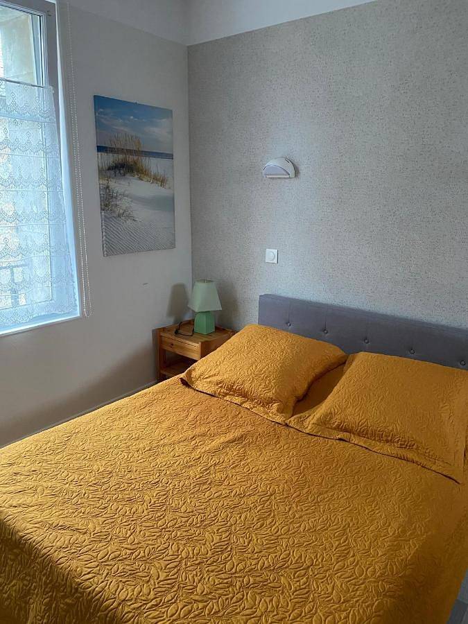 Hôtel pour 2 personnes, avec terrasse, animaux acceptés à La Haye-du-Puits - 4