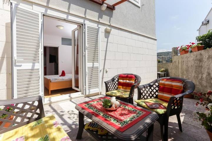 Ferienwohnung für 4 Personen, mit Balkon/Terrasse, mit Haustier in Dubrovnik