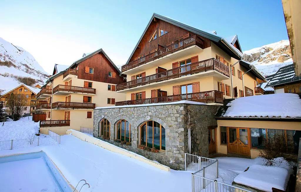 Entire apartment, 3 Rooms 5/6 People in Saint-Sorlin-d'Arves, Saint-Jean-de-Maurienne region