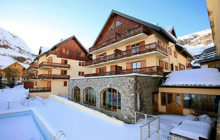 Holiday apartment for 6 people, with pool, with pets - 1