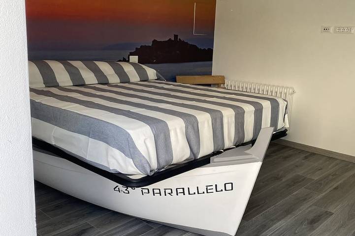 Dormire in Barca ma Sulla Terra Ferma in Campiglia Marittima, Etruskische Küste