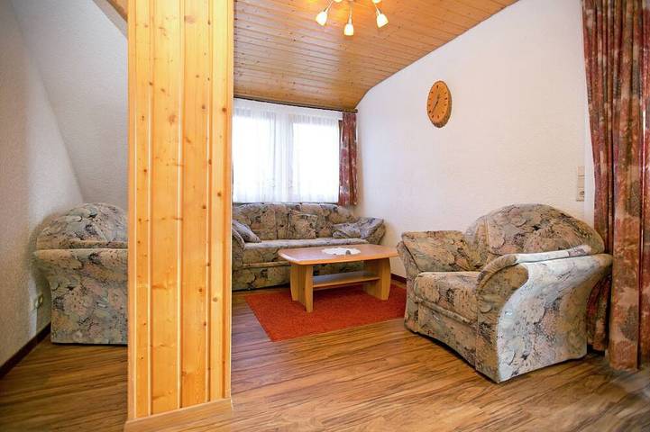 Ganze Wohnung, Sonniges Balkonapartment, Ahausen in Bermatingen, Region Bodensee-Oberschwaben