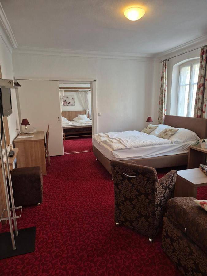 Boutiquehotel Goldene Rose - self-check-in in Rothenburg ob der Tauber, Vallée de la Tauber