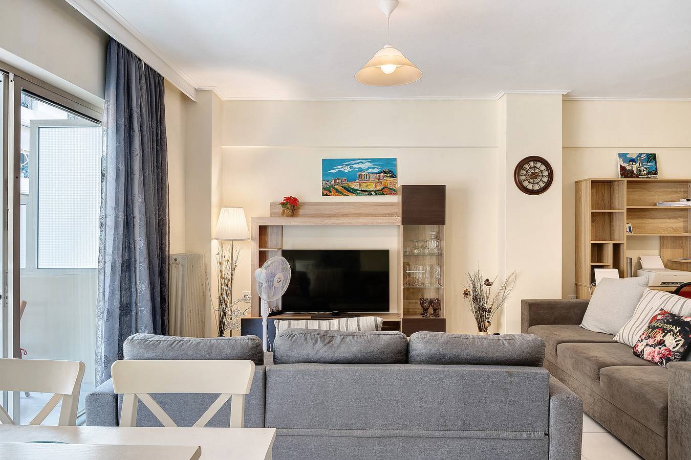 Entire apartment, Apartment 'Pallada' with Balcony, Wi-Fi and Air Conditioning in Central Section of Athens, Athens