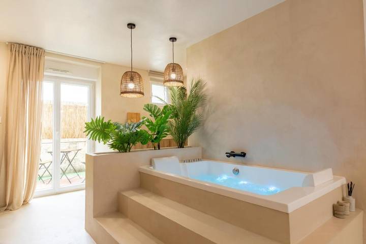 Gîte pour 2 personnes, avec Jacuzzi et Terrasse à Brest - 2
