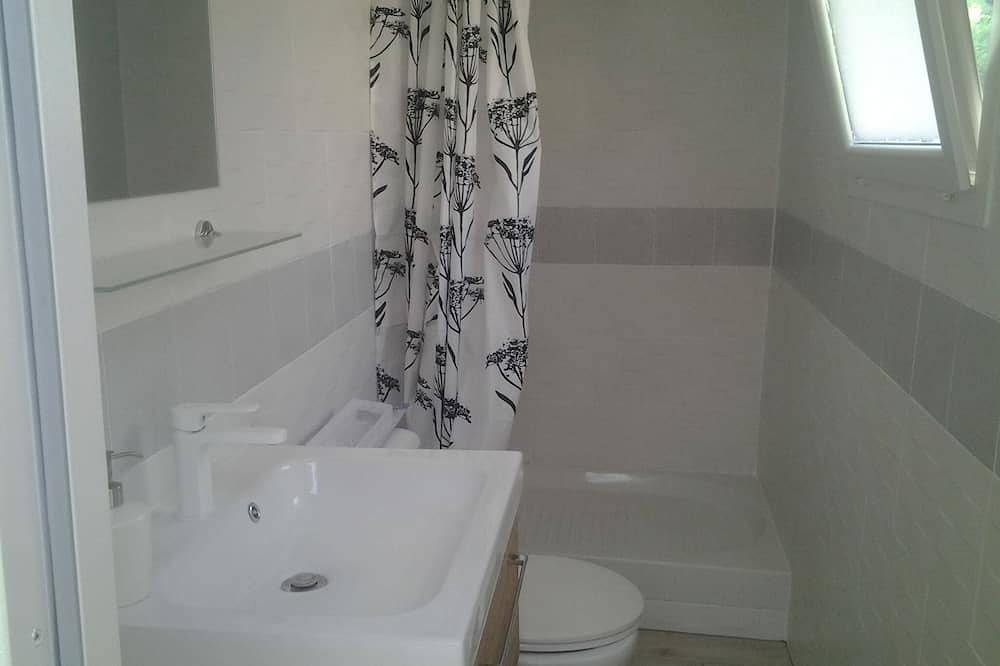 Appartement entier, Appartement familial  en plein cœur d'un village typique en haute corse in Vescovato, Arrondissement de Corte