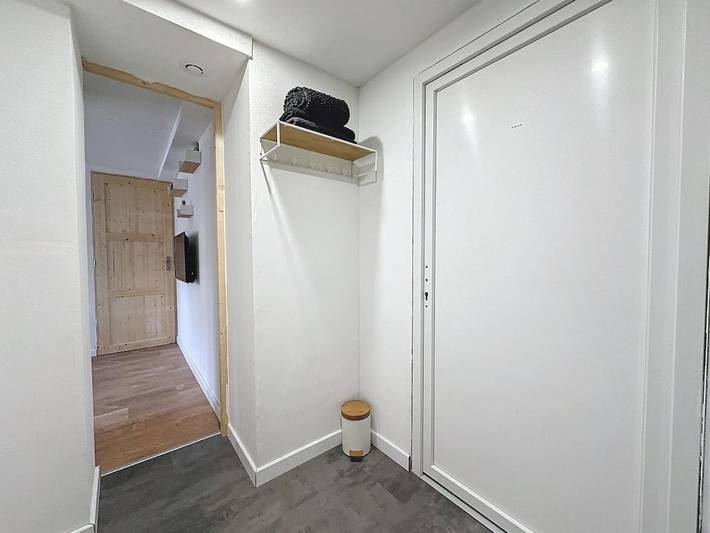 Gîte pour 2 personnes, avec Terrasse dans Communay - 3