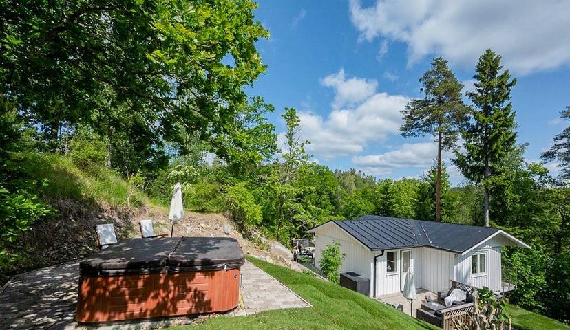 Ferienhaus für 9 Personen, mit Garten, kinderfreundlich - 1