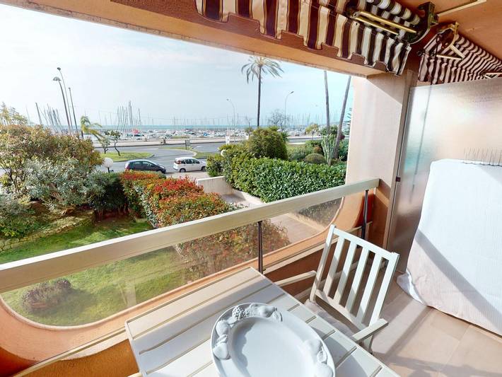 Studio for 4 personer, med terrasse og pool - 1