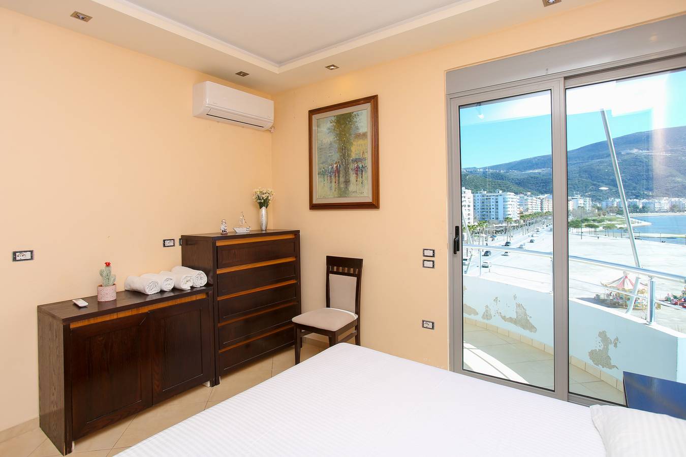 Apartamento entero, Holiday Apartment Central & Sea View in Vlorë (Ciudad), Vlorë