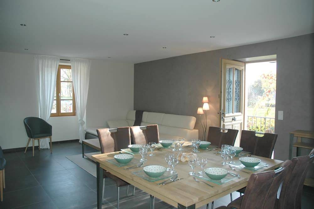 Appartement entier, Stay in the Pays de Savoie - Le Banc Fleury - Lake Annecy and mountain areas in Faverges, Parc naturel régional du Massif des Bauges