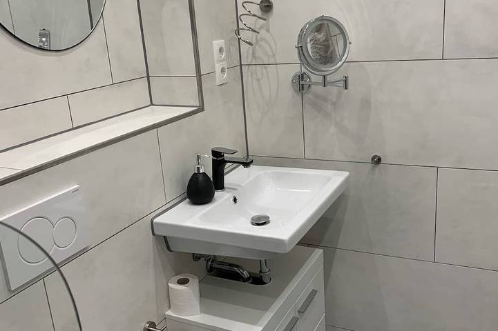 Ganze Wohnung, Schickes Appartement auf 75 qm nur für Sie in Wesel, Kreis Wesel