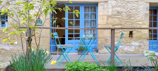 Gîte pour 2 personnes, avec jardin à Valojoulx