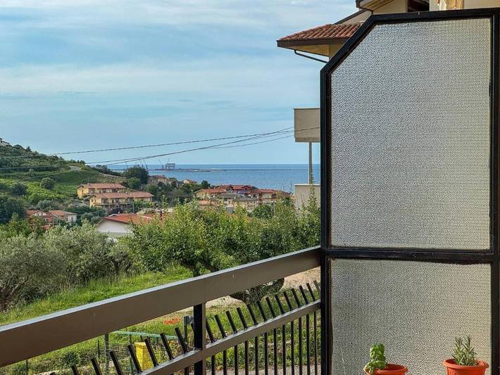 Apartamento de vacaciones para 4 personas, con jardín y balcón - 1