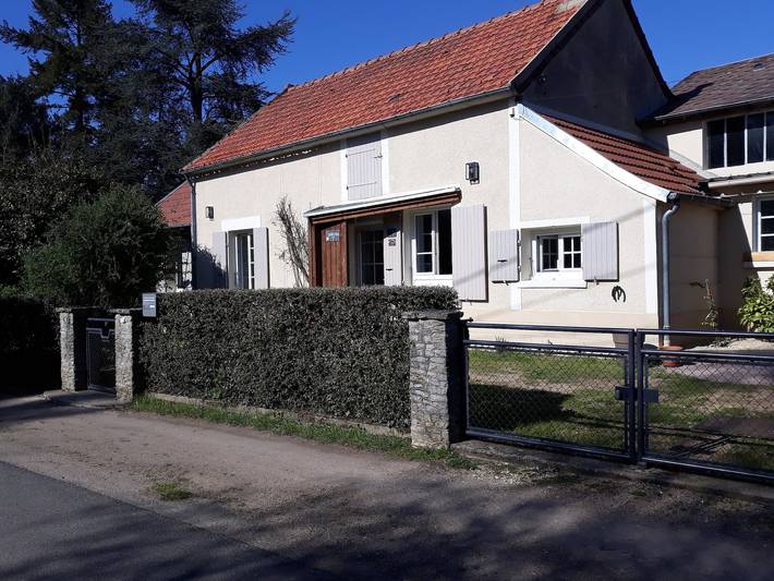Gîte pour 4 personnes, avec jardin à La Charité-sur-Loire