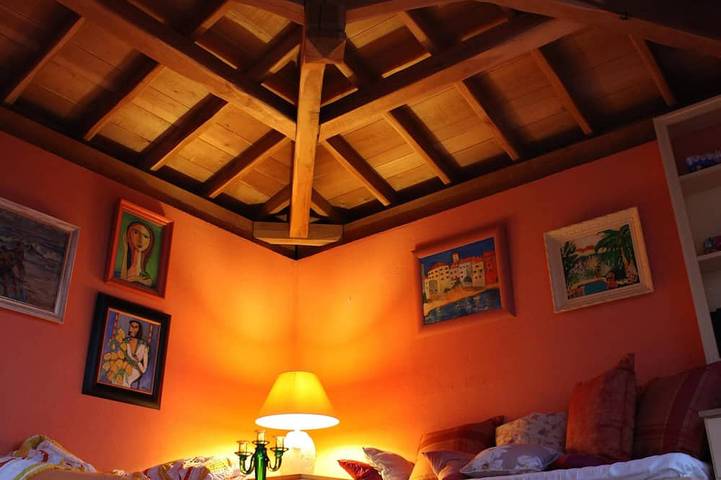 L'Aigo Claro – Familienvilla, beheizbarer Pool, großer Garten, Hunde willkommen in Spéracèdes, Mittelmeerküste (Frankreich)
