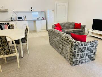 Holiday Apartment for 5 People in Glenelg Beach, South Australia, Photo 4