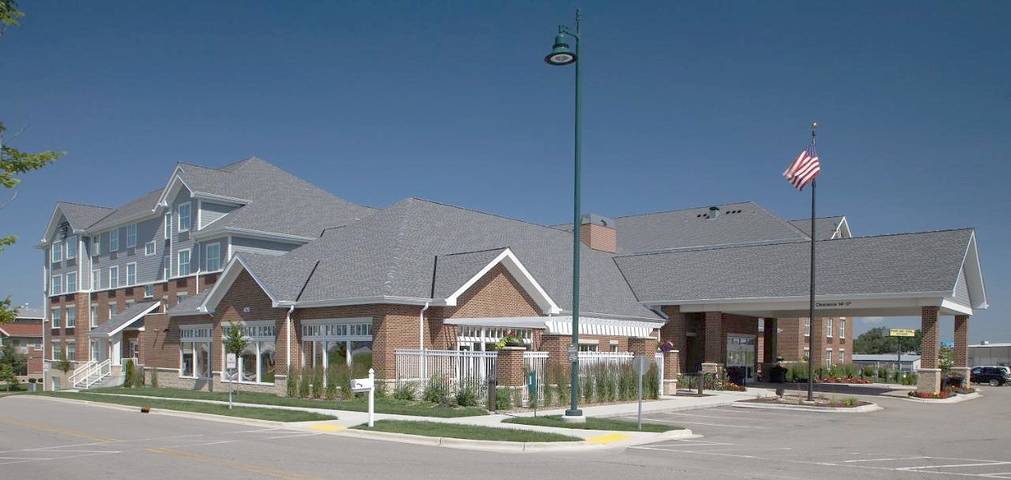 Apartamento para 5 personas, con jacuzzi además de piscina y terraza, Se admiten mascotas en Madison