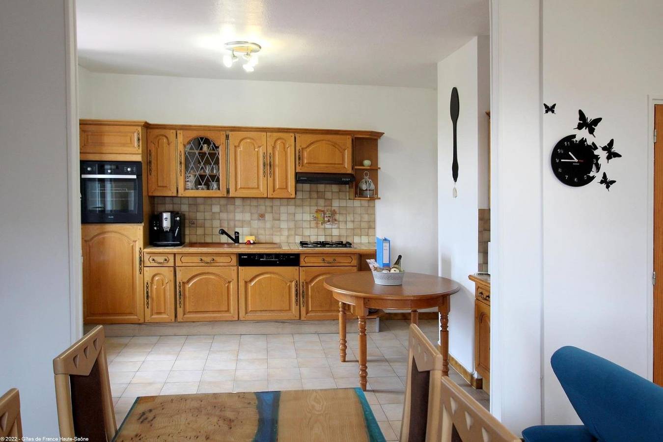 Gîte Lesmax, 90 m², avec jardin et garage in Luxeuil-les-Bains, Haute-Saône