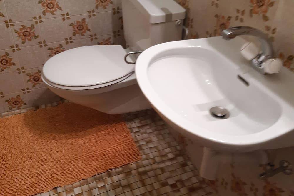 Appartement entier, Wohnung Bergruh Appartement/Fewo, Dusche, Wc 2-Bettwohnung in Termen, Brig