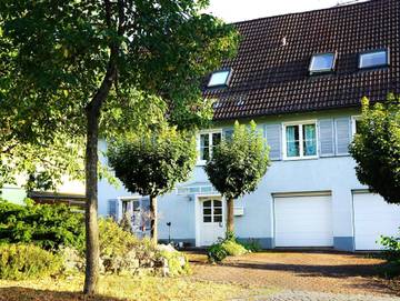 Ferienwohnung für 2 Personen, mit Terrasse und Garten in Hilzingen