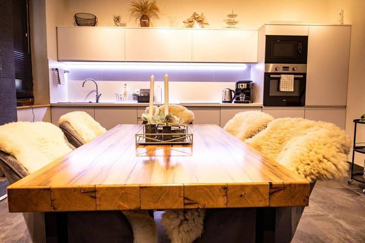 Ferienhaus für 6 Personen, mit Balkon und Terrasse sowie Garten und Ausblick in Donovaly