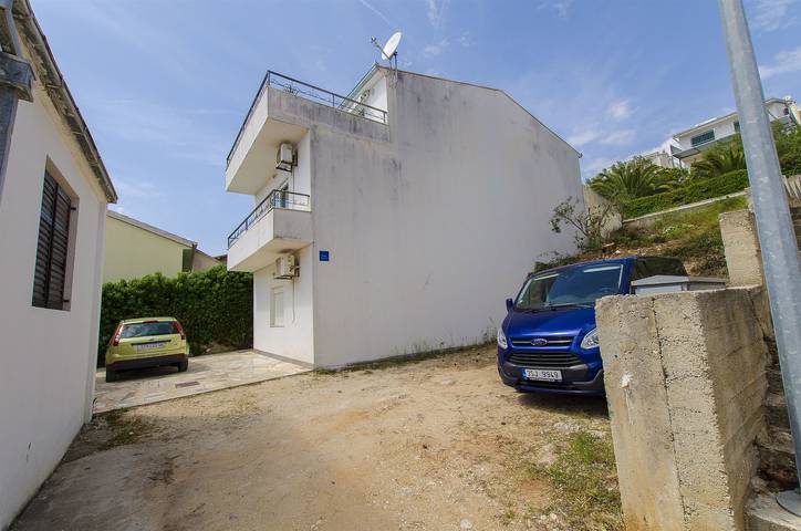 Apartament wakacyjny dla 3 osób w Okrug Donji