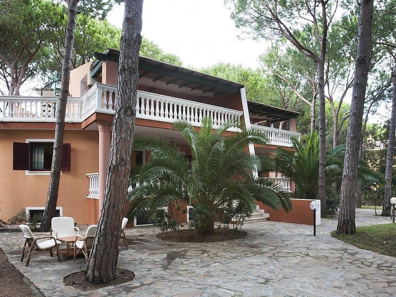 Casa vacanza per 7 persone con terrazza in Cala Ginepro, Orosei