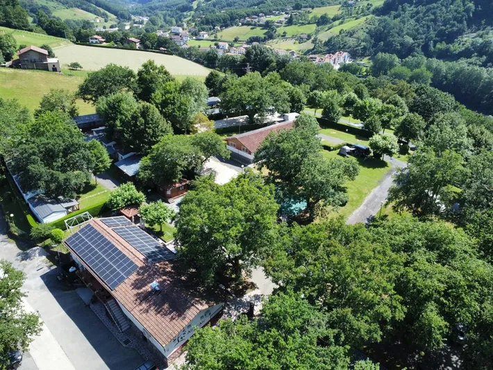 Camping für 2 Personen, mit Ausblick und Terrasse sowie Garten - 1