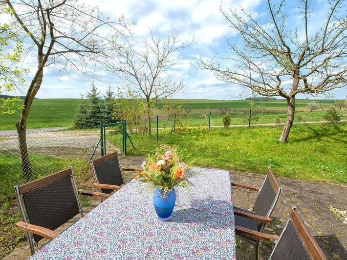 Ferienhaus für 2 Personen, mit Terrasse und Garten - 1