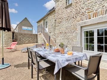 Location de vacances pour 4 personnes, avec terrasse et jardin à Fleury (Normandie)