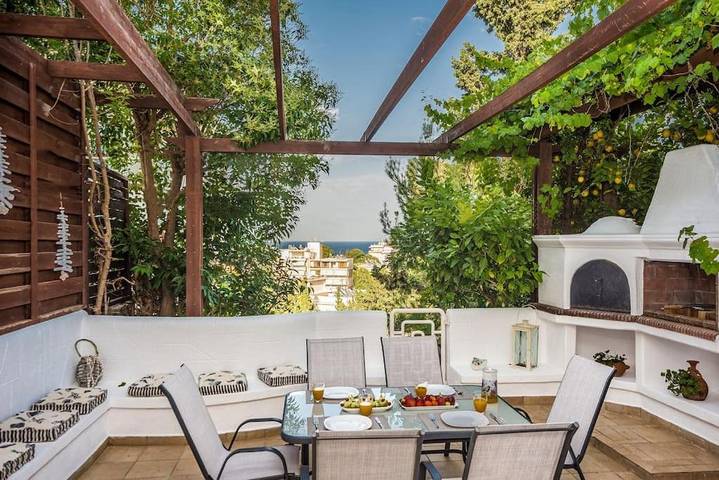 Vakantieappartement voor 10 personen, met tuin en uitzicht in Rhodos Stad