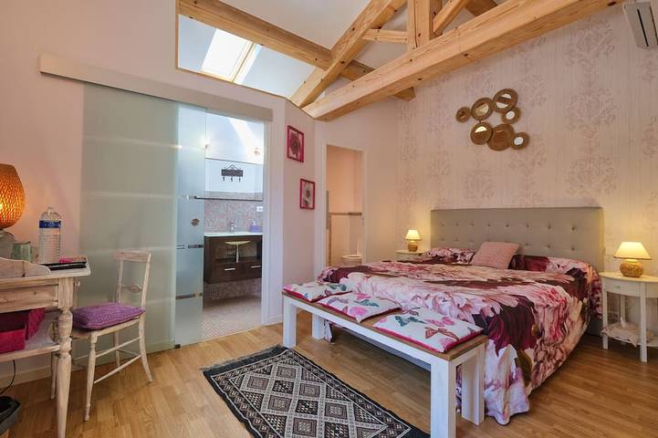 Location de vacances pour 2 personnes, avec jardin et piscine à Saint-Paul-les-Fonts - 2
