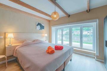 Gîte pour 2 personnes, avec terrasse et jardin à Dinant