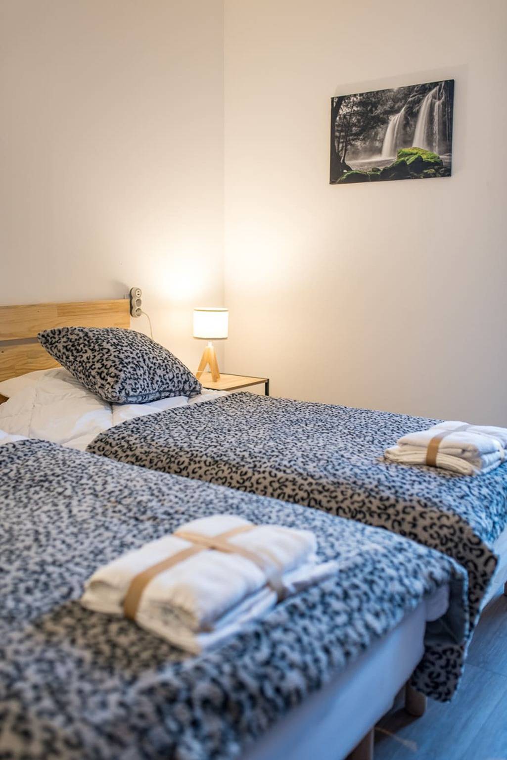 Apartamento entero, Chaleur Alpine | Terraza Xxl & Vista a la Montaña in Saint-Jean-de-Maurienne, Región de Saint-Jean-de-Maurienne