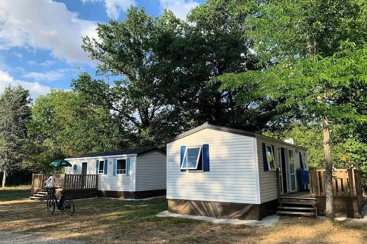 Camping pour 6 personnes, avec terrasse, animaux acceptés dans Nièvre - 3